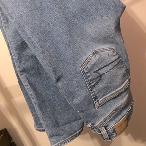 American Eagle Stretch Mom-Jeans